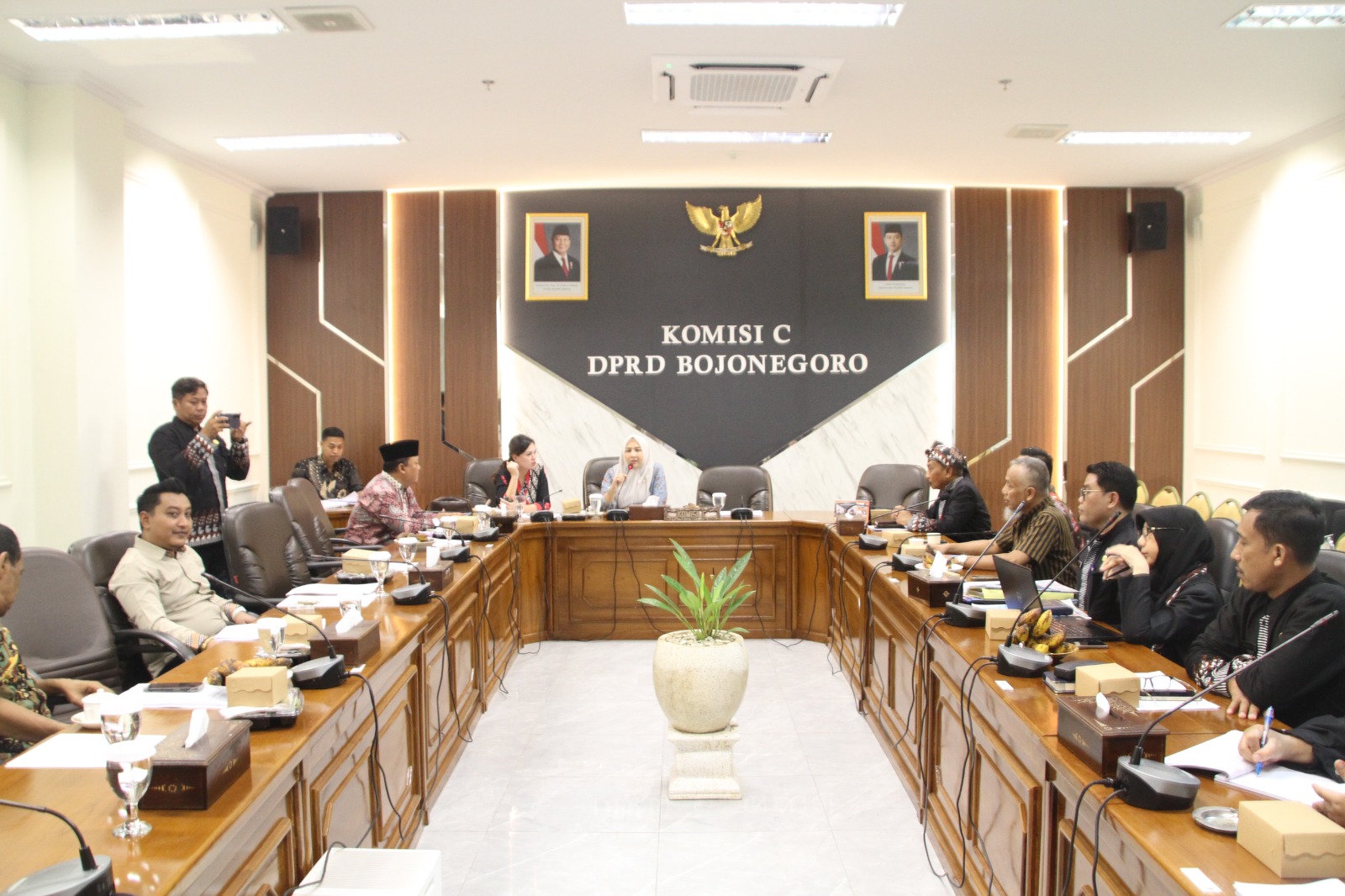 Perkuat Perlindungan Korban Kekerasan, Pansus III Lanjutkan Pembahasan Raperda